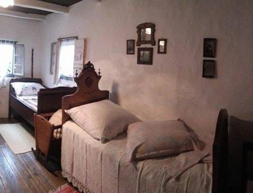 Rural Tourism Family Ravlic Guest House Muzilovcica Ngoại thất bức ảnh